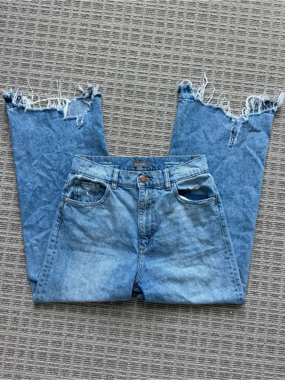 DL1961 Hepburn wide leg jeans Distressed Hem - Picture 7 of 11